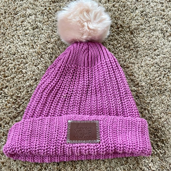 Set of 2 Love Your Melon Winter Hats - Picture 2 of 8